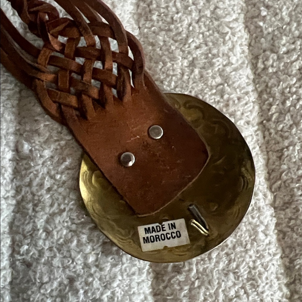 Leather woven belt with brass buckle and details made in Morocco - Picture 5 of 5